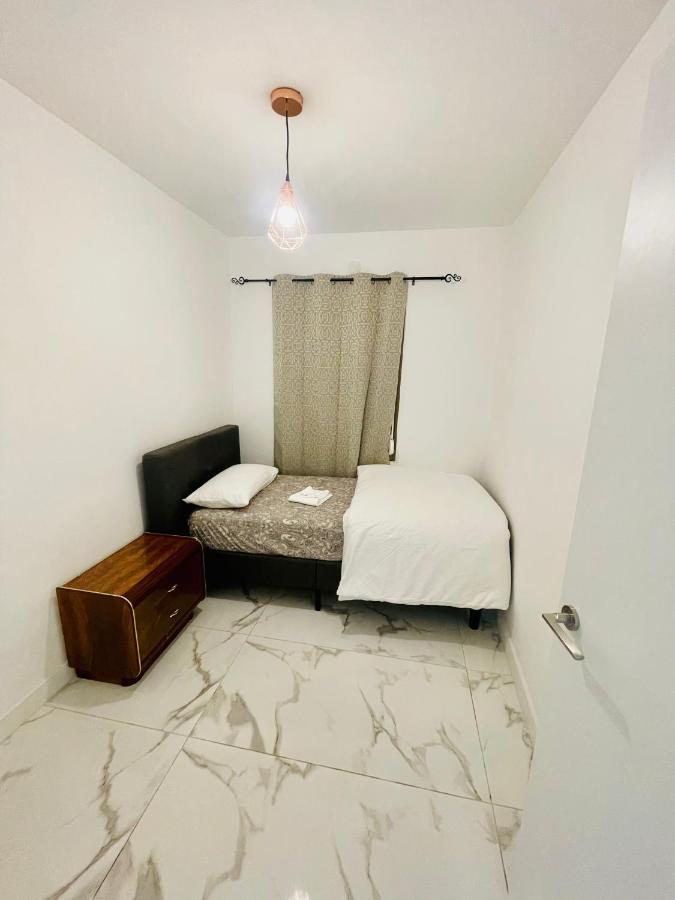 Queen Apartments Santa Coloma de Gramenet Exterior foto